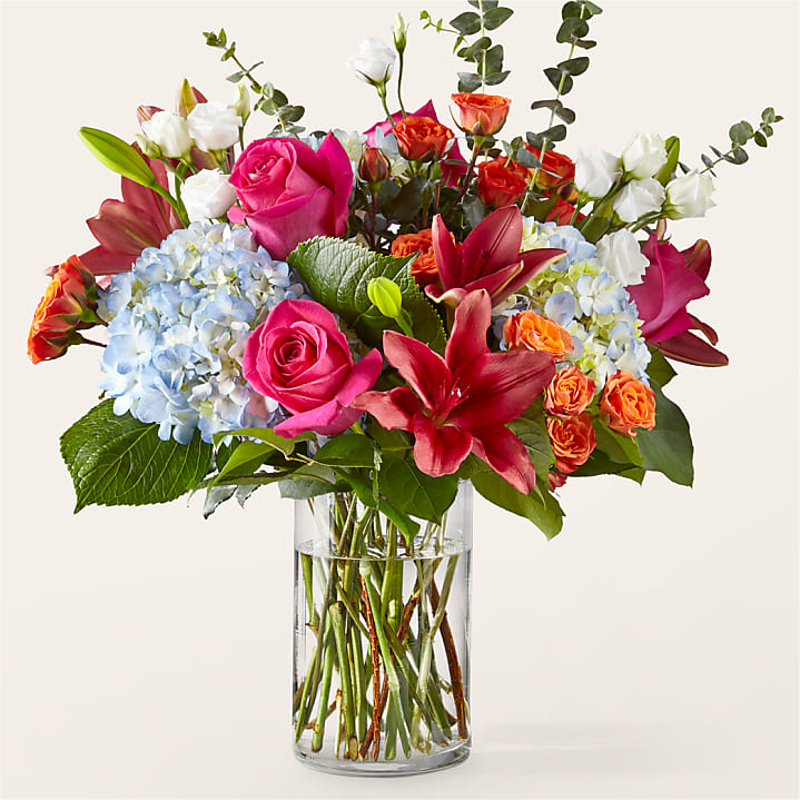 product image for Awestruck Luxury Bouquet